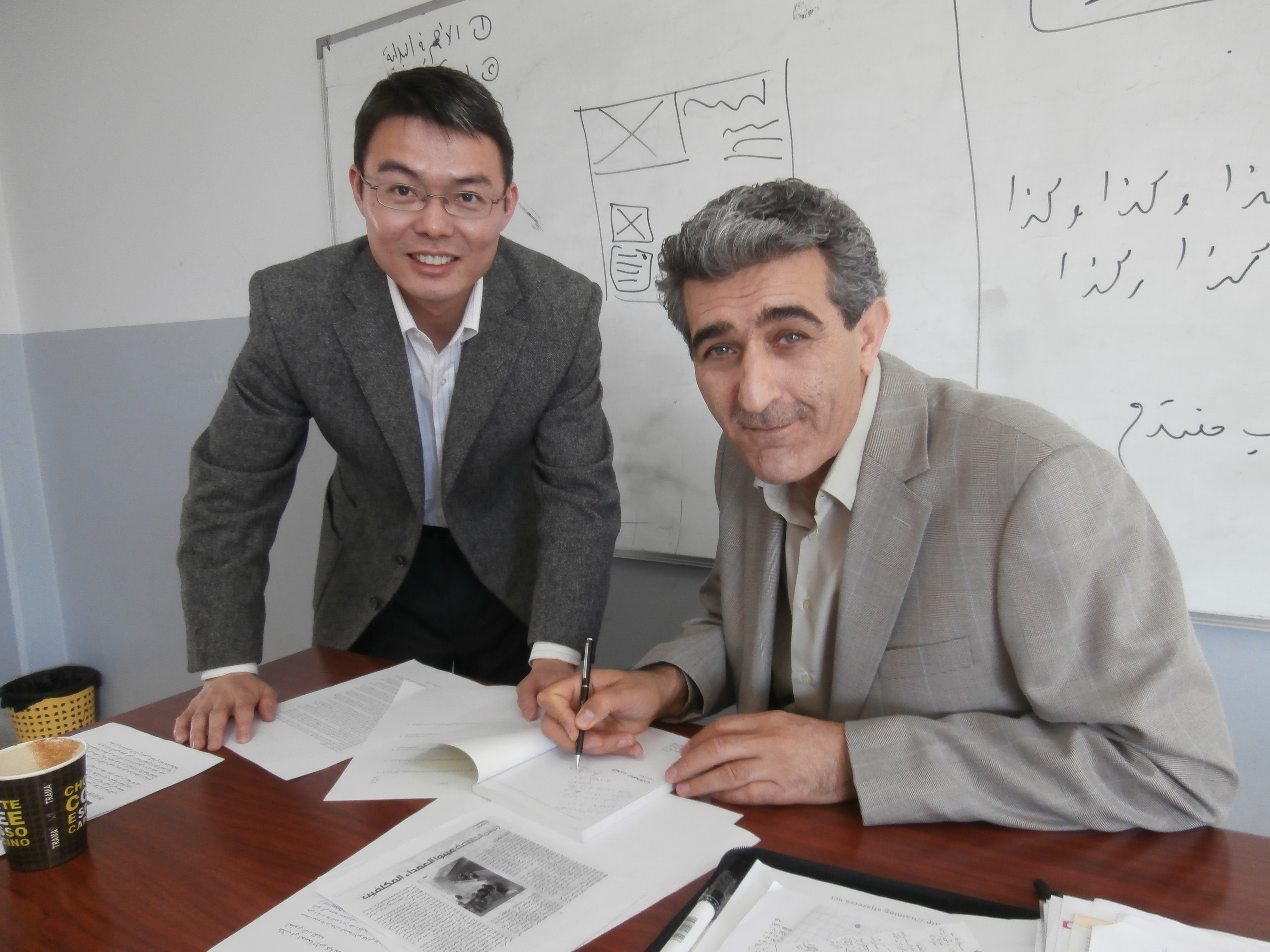 在黎巴嫩大学新闻学系主任艾哈迈德•齐因丁的研究生课堂上